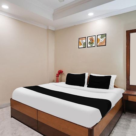 Super Hotel O Pithampur Formerly Ganga Residency Akolia Esterno foto